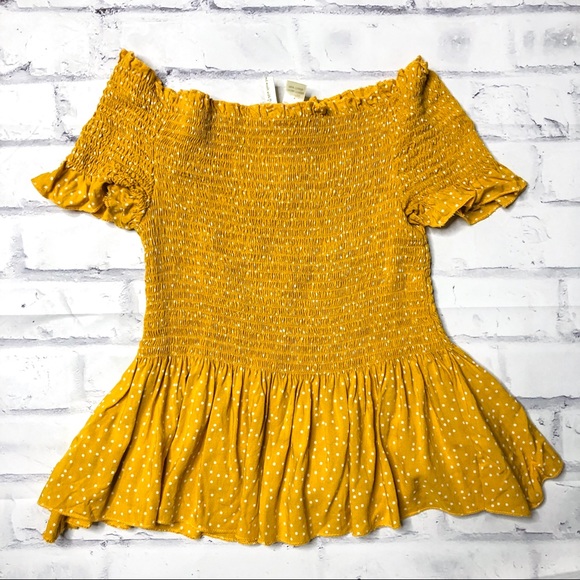 Cute polka dot off shoulder - Picture 2 of 2